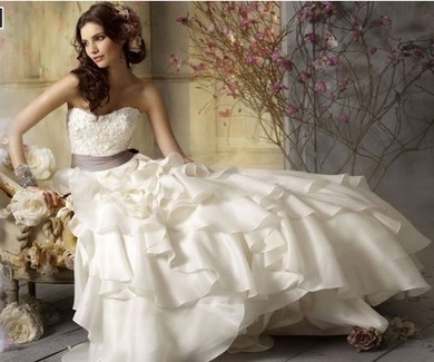 Ich glaube das jeder mal so ein kleid anziehen will Ich glaube das jeder mal so ein kleid anziehen will