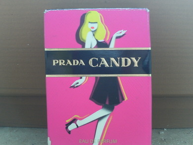 Habt ihr ein Lieblingsparfum? Meins ist auf jeden Fall PRADA CANDY :) Habt ihr ein Lieblingsparfum? Meins ist auf jeden Fall PRADA CANDY :)