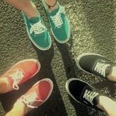 wie findet ihr vans?:))