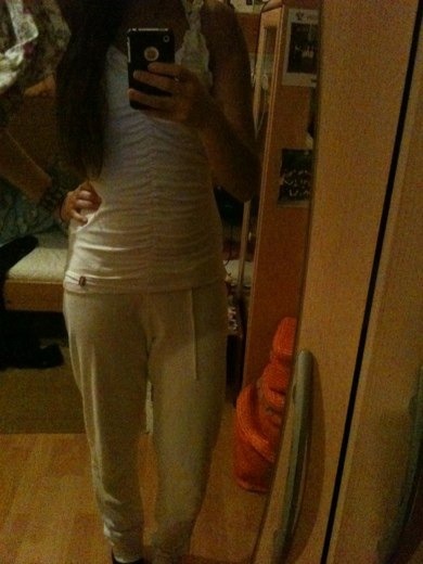 Brauche euere Hilfe! Ist das doof wenn ich ganz weiß beim Sportznterricht mitmache?