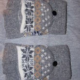 Handschuhe (: