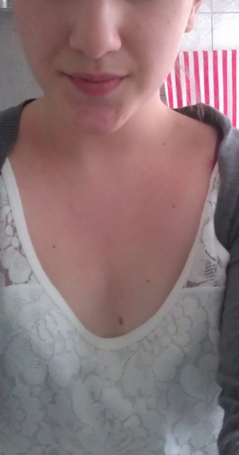 Wie findet ihr das Spitzentop? :)
Tut mir leid, dass man nicht so viel sieht.