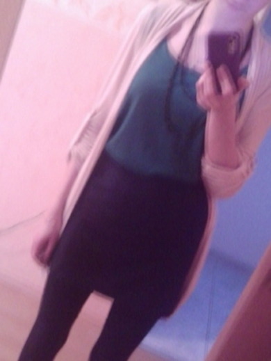 Welches besser für Silvester??? kann mich nicht entscheiden....
rry für die qualie(blödes Handy:P)