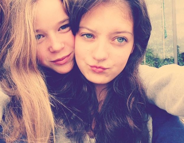 Bischen verpeilt :D
Mit meiner allerbesten <333 Bischen verpeilt :D
Mit meiner allerbesten <333