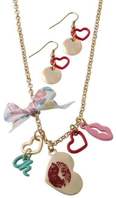 Kette & Ohrringe "Oh lá lá" von Bijou Brigitte (9.95). Kaufen? Kette & Ohrringe "Oh lá lá" von Bijou Brigitte (9.95). Kaufen?