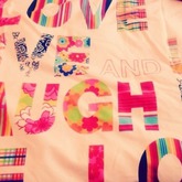 & was schenkt ihr euren liebsten zum ValentinsTag? ;) [Bild: meine Love.Live.Laugh Bettdecke ] ❤