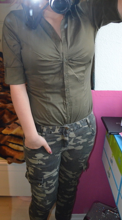 Wie findet es ihr? (;
(hab nicht die beste Figur) Wie findet es ihr? (;
(hab nicht die beste Figur)