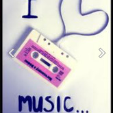 HELFT MIR BITTE !♥ .. also ich gehe zu einer castingshow, und weiss nicht was ich singen soll :s kennt ihr lieder die man gut singen kann? ♥