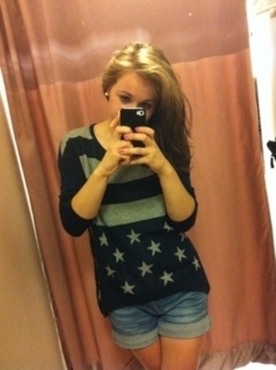 Ist dieses Outfit gut für die Schule?