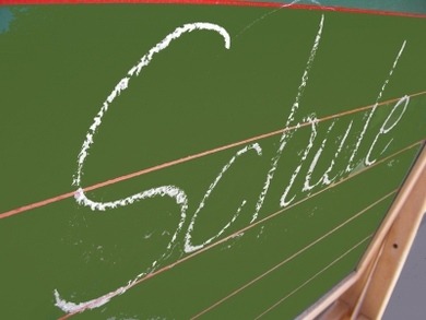 Hi! Da ich fast 40 Follower habe , möchte ich ab Montag eine Serie hier starten , also ich möchte jeden Tag mein Schuloutfit fotografieren und es dann hier reinstellen. Vllt. inspieriere ich euch , und dann kann ich euch immer sagen vorher die Sachen sind :) Soll ich das machen ? <3