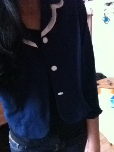 wie findet ihr den Blazer? übrigens das ist so hellgelb kann man ned so gut erkennen :) wie findet ihr den Blazer? übrigens das ist so hellgelb kann man ned so gut erkennen :)