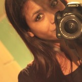 wer hat auch ne cam?! ich will spare gerade auf eine nikon :)