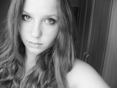 soll ich das als Facebook Profilbild hernehmen??
(oder das zweite kommt gleich) soll ich das als Facebook Profilbild hernehmen??
(oder das zweite kommt gleich)