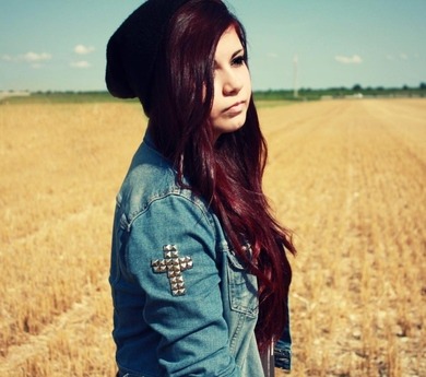 Wie findet ihr selbst gemachte nietenjacken :$$ ?
Hot or Not ♥♥♥


Followen wäre sehr nett :)
