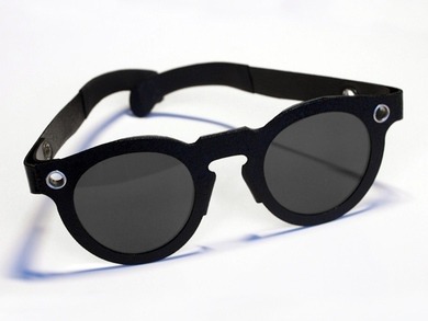 Kennst Du Pappbrillen? Die gibt's jetzt auch mit UV-Schutz für 30 Euro. Wie findest Du das? (Bild via www.indiegogo.com)