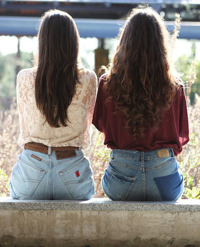 wisst ihr wo es solche Klamotten wie von we heart it gibt???