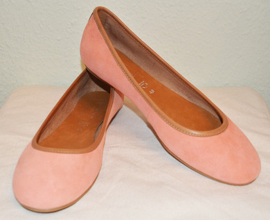 Welche Farbe ist schöner?

http://onceuponatime-lexis.blogspot.de/