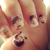 Meine Nägel
<3
Mögt ihr es und auch ONe direction=)
