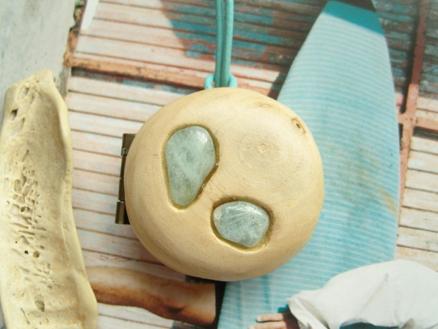 Foto Medaillon aufklappbar Treibholz 2 Aquamarin Foto Medaillon aufklappbar Treibholz 2 Aquamarin