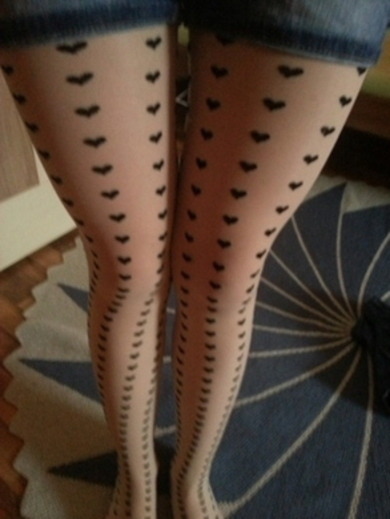 Wie findet ihr meine Strumpfhose?:)