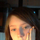 Hay,Ich find auf meinem bild die augen so cool obwohl ich blaue Augen habe welche habt ihr denn? =)