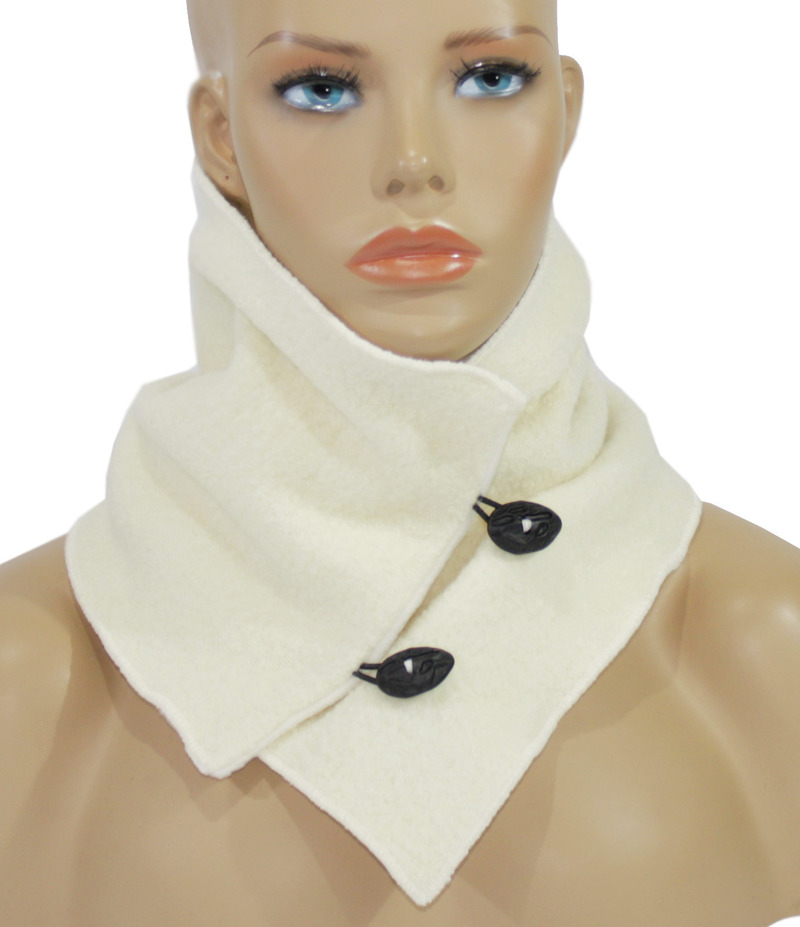 Walkschal Kurzschal Wollschal wollweiß von klennes