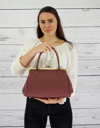 Damen Handtasche Leder "Marie" in lila, Vintage Ledertasche, Leder Henkeltasche, Leder Umhängetasche, Bügeltasche, Vintage Stil von taschenkinder