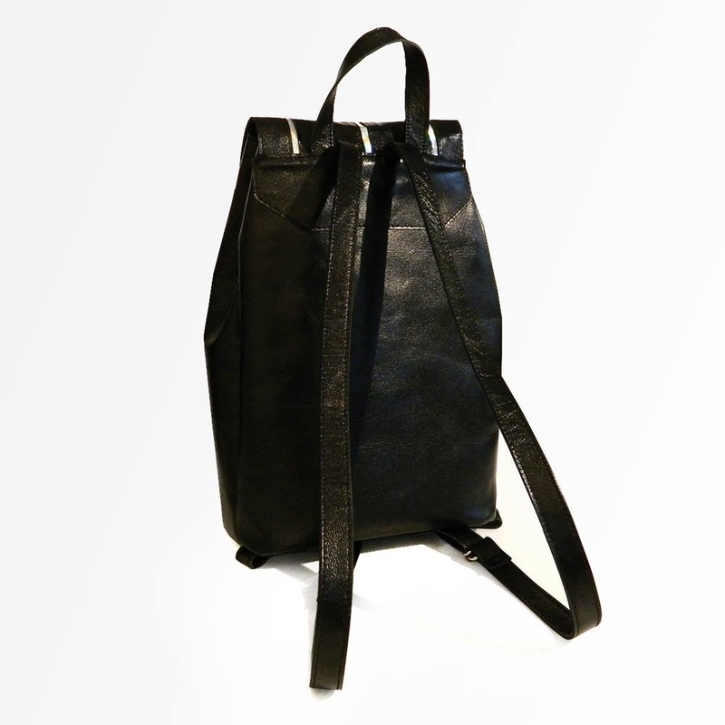 Echtleder Rucksack „Simetria“ von Erika Szücs