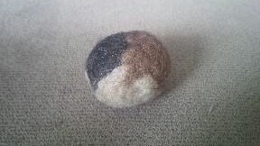 Rappelball aus Filz Rappelball aus Filz von Filz4Catz