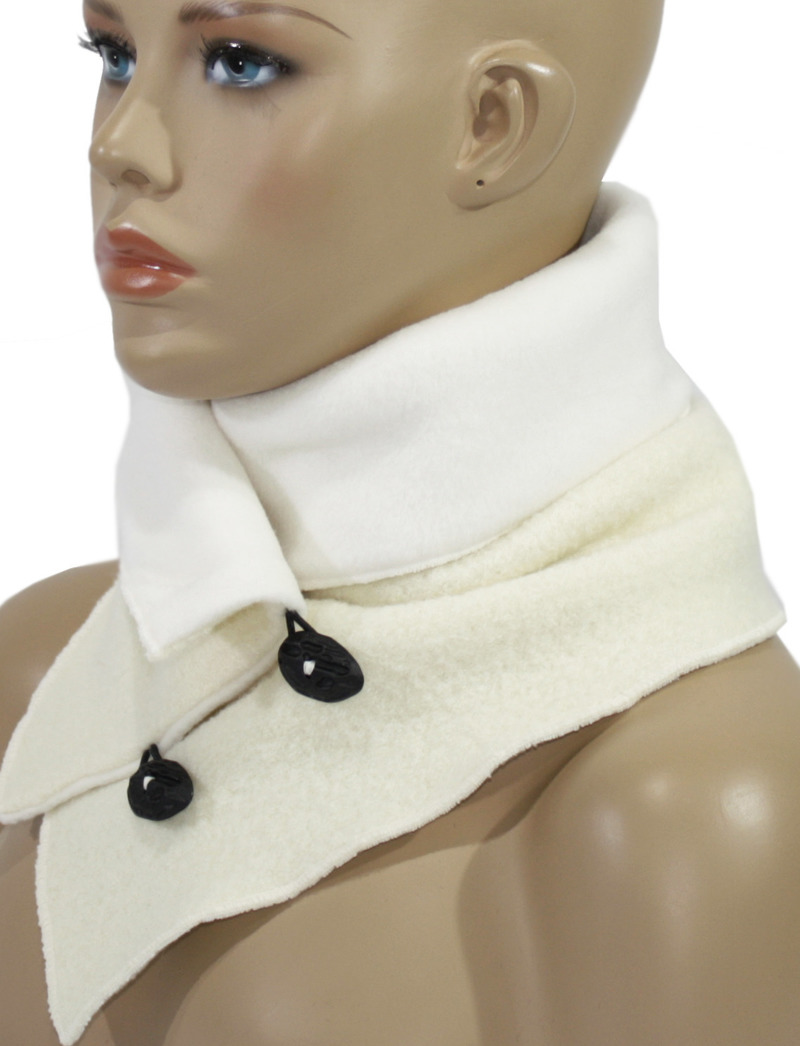 Walkschal Kurzschal Wollschal wollweiß von klennes