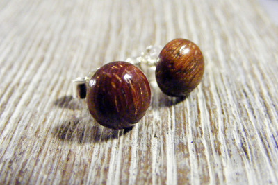 Holz Ohrstecker Silber 925 Bongossi Holz Ø 8mm Holz Ohrstecker Silber 925 Bongossi Holz Ø 8mm von Holzfelge