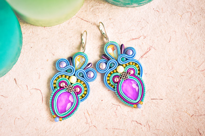 Soutache bunten Perlen handgemachte Sommer Ohrringe, Geschenk für sie von nikuske