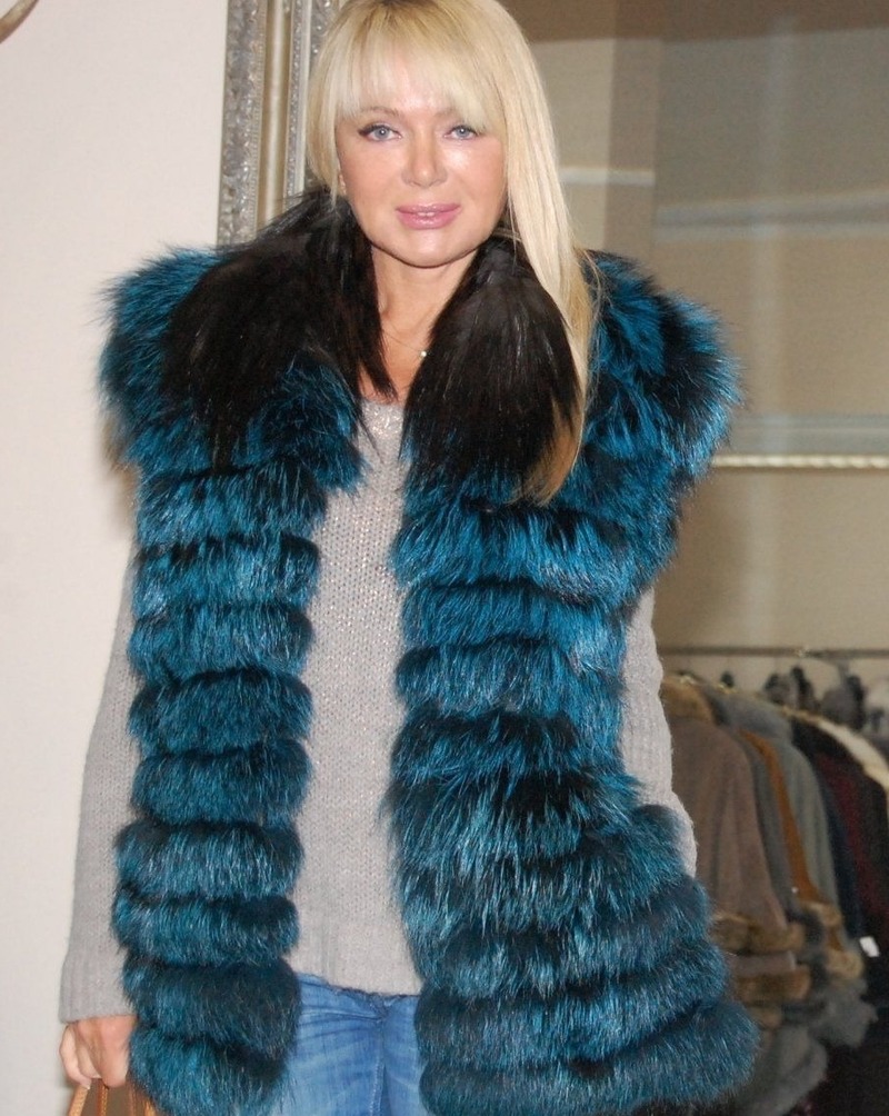 e-3674; PELZWESTE FELLWETE WESTE VEST SAGA FOX FUCHS ЛИСА PELZ FUR MEX Gr.40-42 von pelz-mode