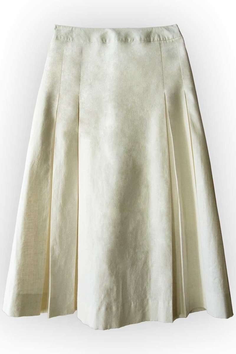 Sommerkostüm (Faltenrock + Blazer) aus Leinen mit Baumwolle von Bauhinia Moden