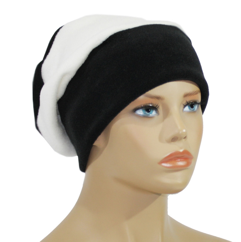 Damen Fleece Mütze schwarz weiß von klennes