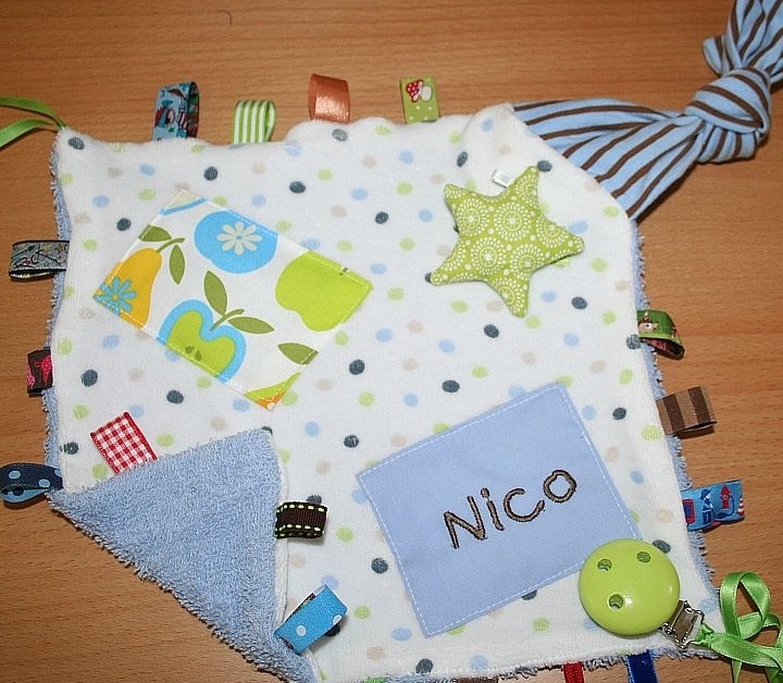 Geschenkset Baby Schmusetuch und Schnullerkette Geschenkset Baby Schmusetuch und Schnullerkette von wadawu