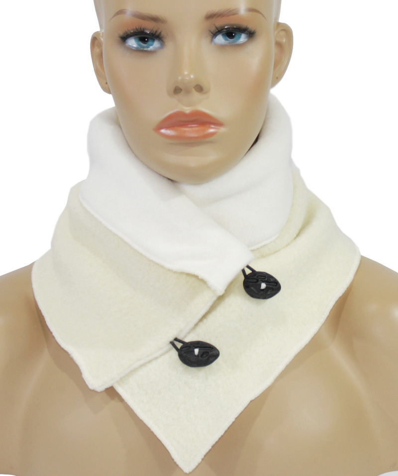 Walkschal Kurzschal Wollschal wollweiß von klennes