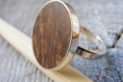Holz Ring Silber 925 Nussbaum-Maser Holz Ø 20mm, G59 Holz Ring Silber 925 Nussbaum-Maser Holz Ø 20mm, G59 von Holzfelge