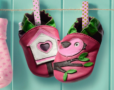 Jinwood "designed by amsomo" bird house fuchsia Jinwood "designed by amsomo" bird house fuchsia von amsomo FashioKids