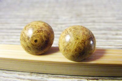 Holz Ohrstecker Silber 925 Robinie-Maser Holz Ø 11mm Holz Ohrstecker Silber 925 Robinie-Maser Holz Ø 11mm von Holzfelge