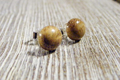 Holz Ohrstecker Silber 925 Robinie-Maser Holz Ø 8mm Holz Ohrstecker Silber 925 Robinie-Maser Holz Ø 8mm von Holzfelge