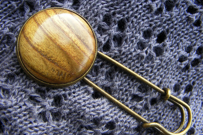 Tuchnadel / Kiltnadel Essigbaum Holz Ø 25mm Tuchnadel / Kiltnadel Essigbaum Holz Ø 25mm von Holzfelge