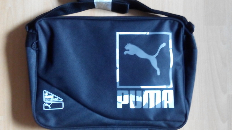 PUMA Schultertasche Sporttasche Modell "Echo" Schwarz oder Blau PUMA Schultertasche Sporttasche Modell "Echo" Schwarz oder Blau von dreimal6