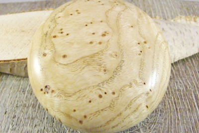 Flaschenöffner Kapselheber / Esche-Maser Holz / Rund 73mm Flaschenöffner Kapselheber / Esche-Maser Holz / Rund 73mm von Holzfelge