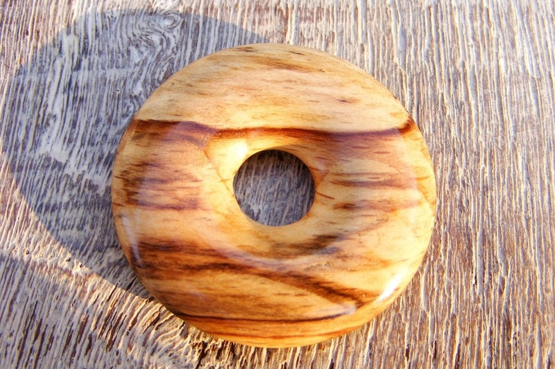 Holzanhänger "Donut" Buche gest. Holz Ø 35mm Holzanhänger "Donut" Buche gest. Holz Ø 35mm von Holzfelge