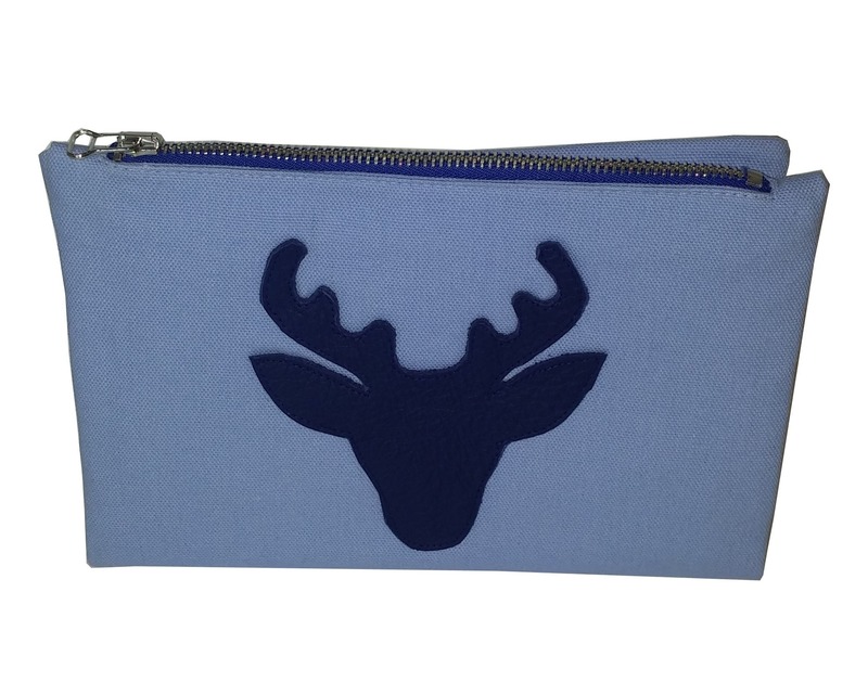 Stoff Doppel Clutch mit Hirschkopfmotiv hellblau von Unikats-by-Sabine-Greim