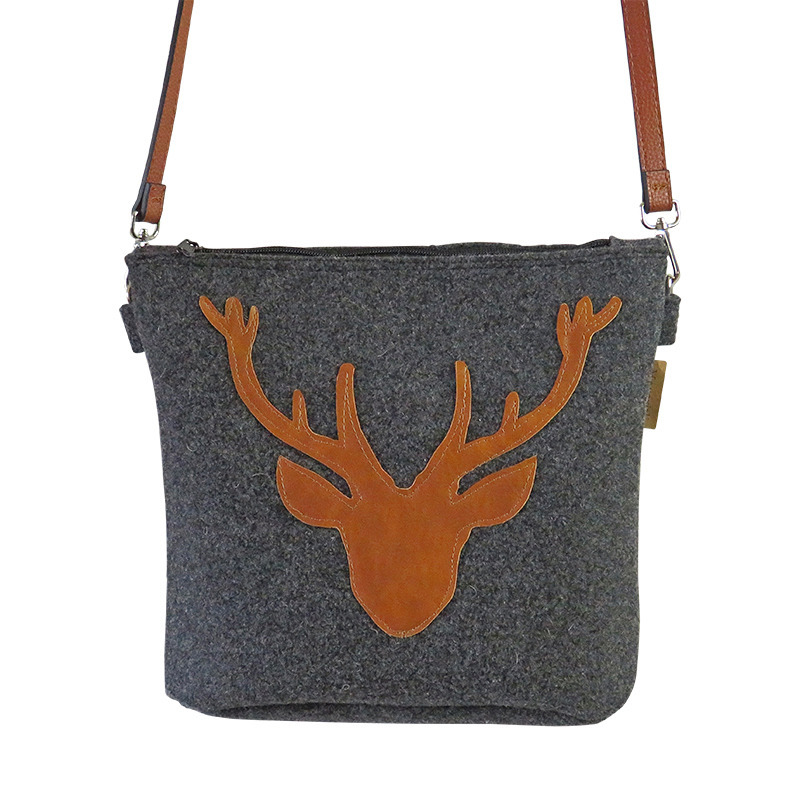 Filzhandtasche ANNI mit Applikation Hirsch, Schwarz Filzhandtasche ANNI mit Applikation Hirsch, Schwarz von Margritli Country Style