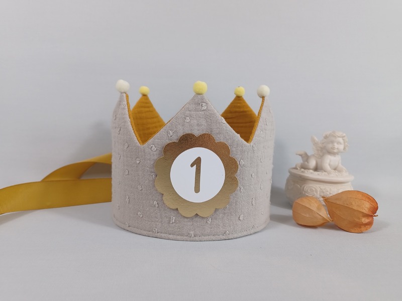 Geburtstagskrone Stoffkrone Musselin Krone Geburtstag Kind Geburtstagskrone Stoffkrone Musselin Krone Geburtstag Kind von SilberKitty