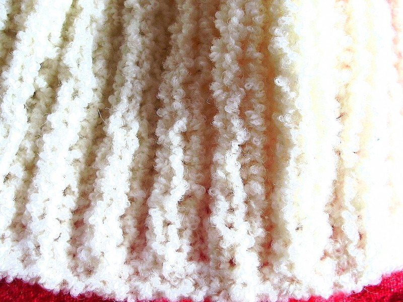 Schal★Strickschal★Boucle★in Creme★aus hochwertiger Wolle★handgestrickt★ Schal★Strickschal★Boucle★in Creme★aus hochwertiger Wolle★handgestrickt★ von Hobbyhaus