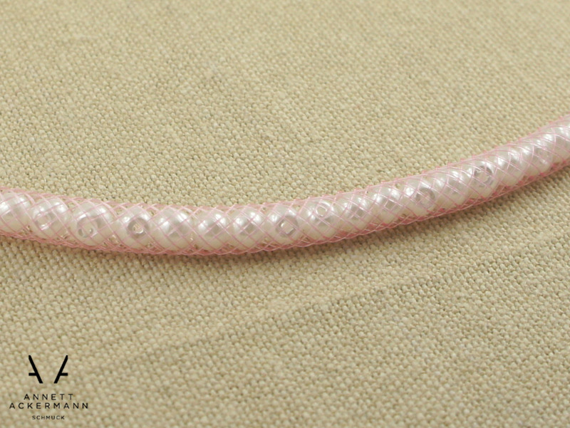 Rose Quartz //Armband & Kette // Perlen im Netzschlauch Rose Quartz //Armband & Kette // Perlen im Netzschlauch von Ackermann-Schmuck